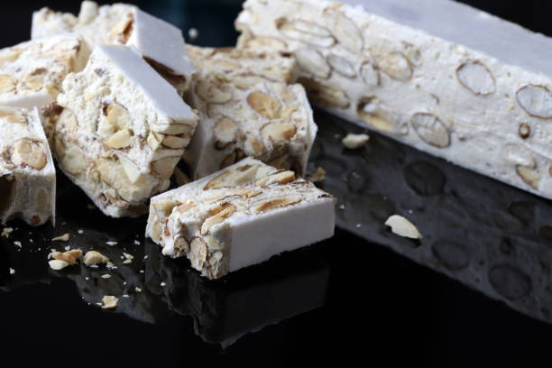 خرید نوقا گردویی